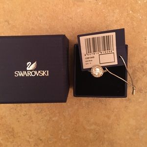 swarovski crystal ring size 6